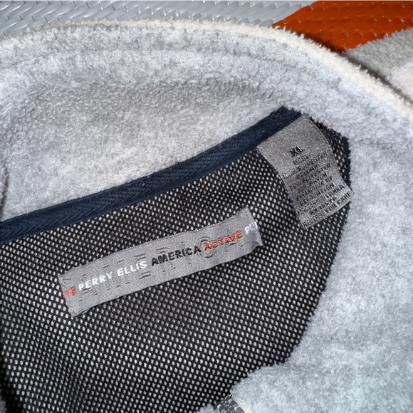 Perry Ellis America Active Polar Fleece 1/4 Zip Cream Blue Men’s Size X-Large - Picture 2 of 3